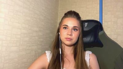 RonaQuaye live cam on Cam4