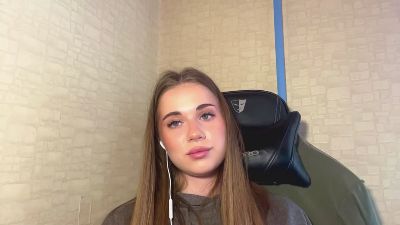 RonaQuaye live cam on Cam4