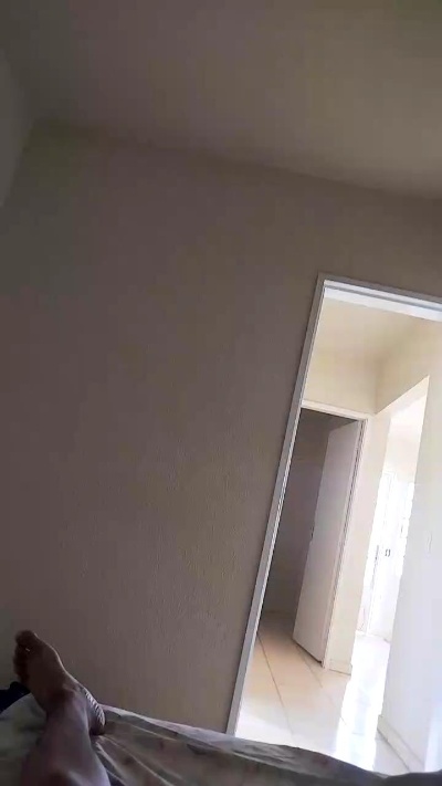 Ronisant live cam on Cam4