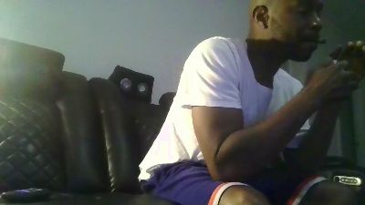 RonniePipeHer live cam on Cam4