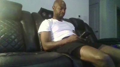 RonniePipeHer live cam on Cam4