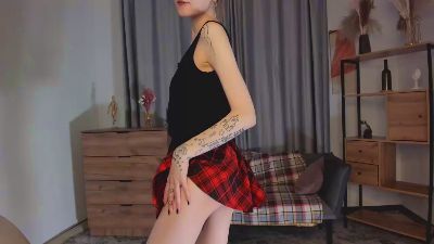 RonnieYannone live cam on Cam4