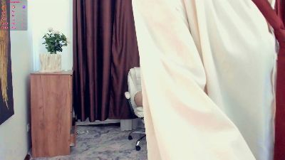 RonnieYannone live cam on Cam4