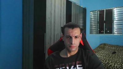 Ronnishotx live cam on Cam4