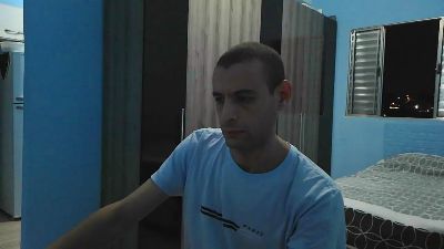 Ronnishotx live cam on Cam4