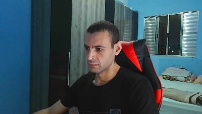 Ronnishotx live cam on Cam4