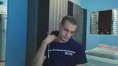 Ronnishotx live cam on Cam4
