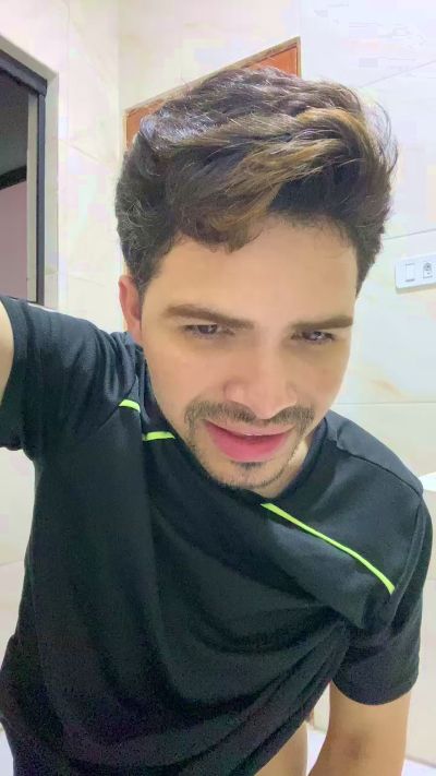 RonyFerraz live cam on Cam4