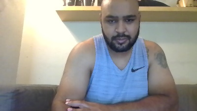 RoockieLatino live cam on Cam4