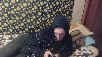 Roovede live cam on Cam4
