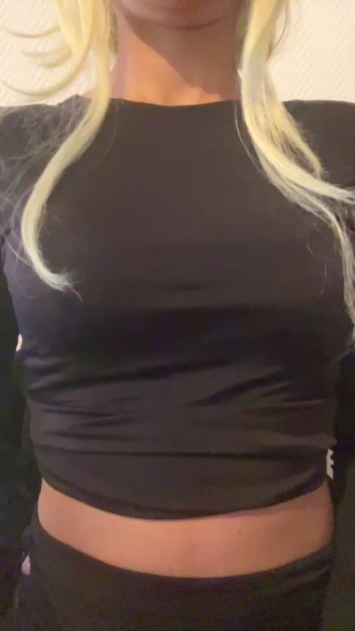 Rosa259 live cam on Cam4