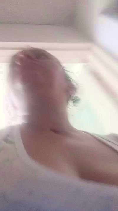 Rosa296 live cam on Cam4
