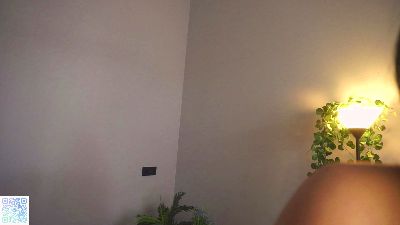 RosaCreager live cam on Cam4
