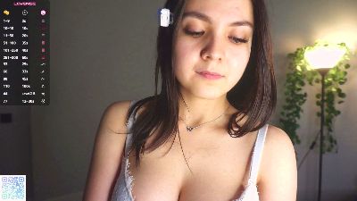 RosaCreager live cam on Cam4