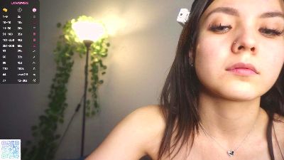 RosaCreager live cam on Cam4