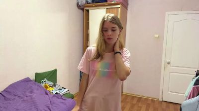 RosalbaPyette live cam on Cam4