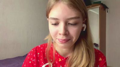 RosalbaPyette live cam on Cam4