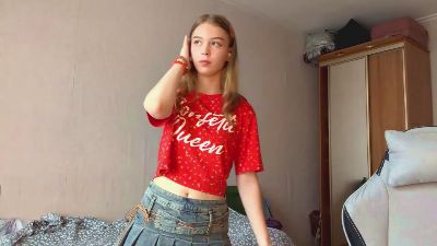 RosalbaPyette live cam on Cam4