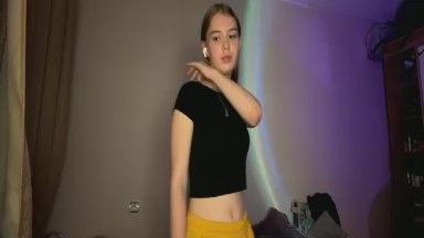 RosalbaPyette live cam on Cam4