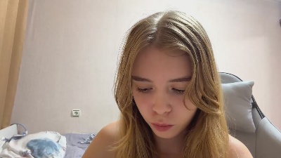 RosalbaPyette live cam on Cam4