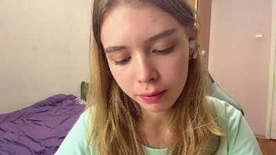 RosalbaPyette live cam on Cam4