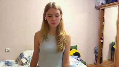 RosalbaPyette live cam on Cam4