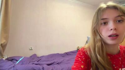 RosalbaPyette live cam on Cam4