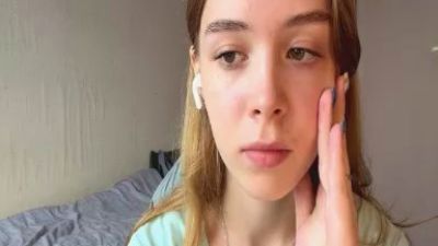 RosalbaPyette live cam on Cam4