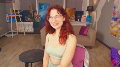 RosaliaGieser live cam on Cam4