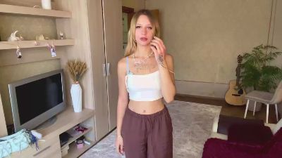 RosalinaBeahan live cam on Cam4