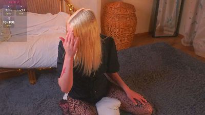 RosalindFinken live cam on Cam4