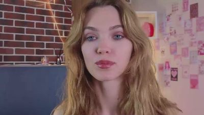 RosalindRinker live cam on Cam4