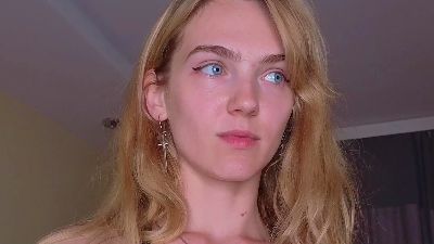 RosalindRinker live cam on Cam4