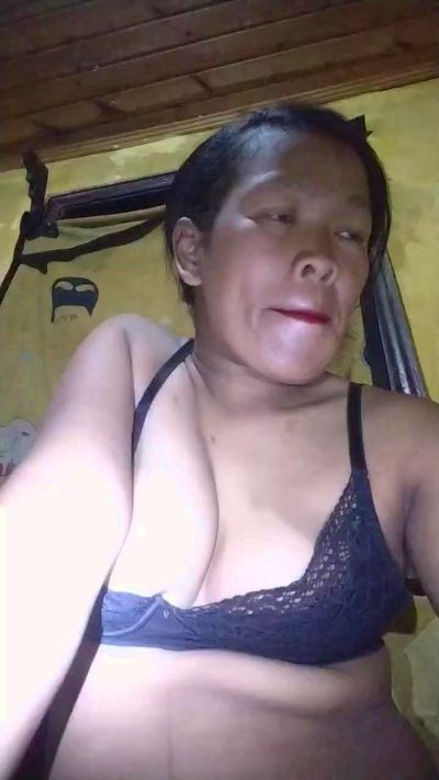 Rosaline27 live cam on Cam4