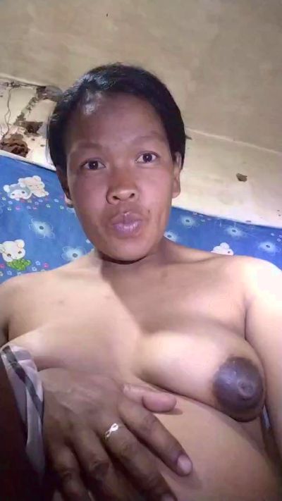 Rosaline27 live cam on Cam4