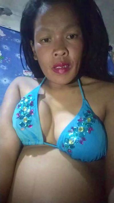 Rosaline27 live cam on Cam4