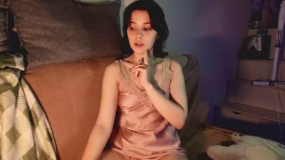 Rosaline__ live cam on Cam4