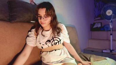 Rosaline__ live cam on Cam4