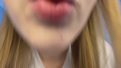 RosamondBrasch live cam on Cam4