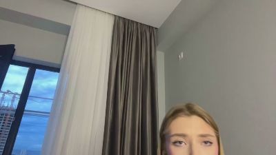 RosamondBrasch live cam on Cam4