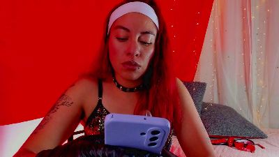 RosarioTijeraxx live cam on Cam4
