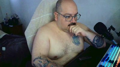 Rosarioso32 live cam on Cam4