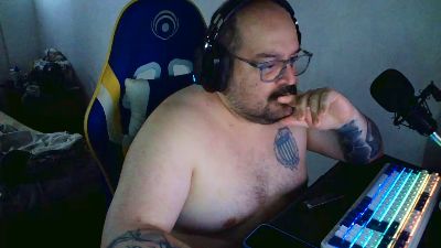 Rosarioso32 live cam on Cam4