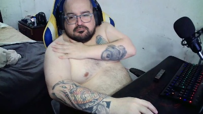 Rosarioso32 live cam on Cam4