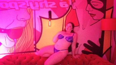 RoseMonroee live cam on Cam4