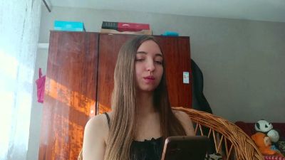RoseVilaro live cam on Cam4