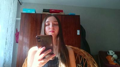 RoseVilaro live cam on Cam4