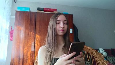 RoseVilaro live cam on Cam4