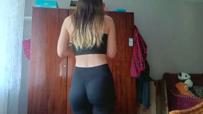 RoseVilaro live cam on Cam4