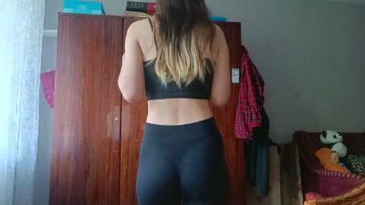 RoseVilaro live cam on Cam4